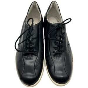 BCBG Black Leather Lace Up Sneakers 6 Designer Athleisure Comfort Casual Chic